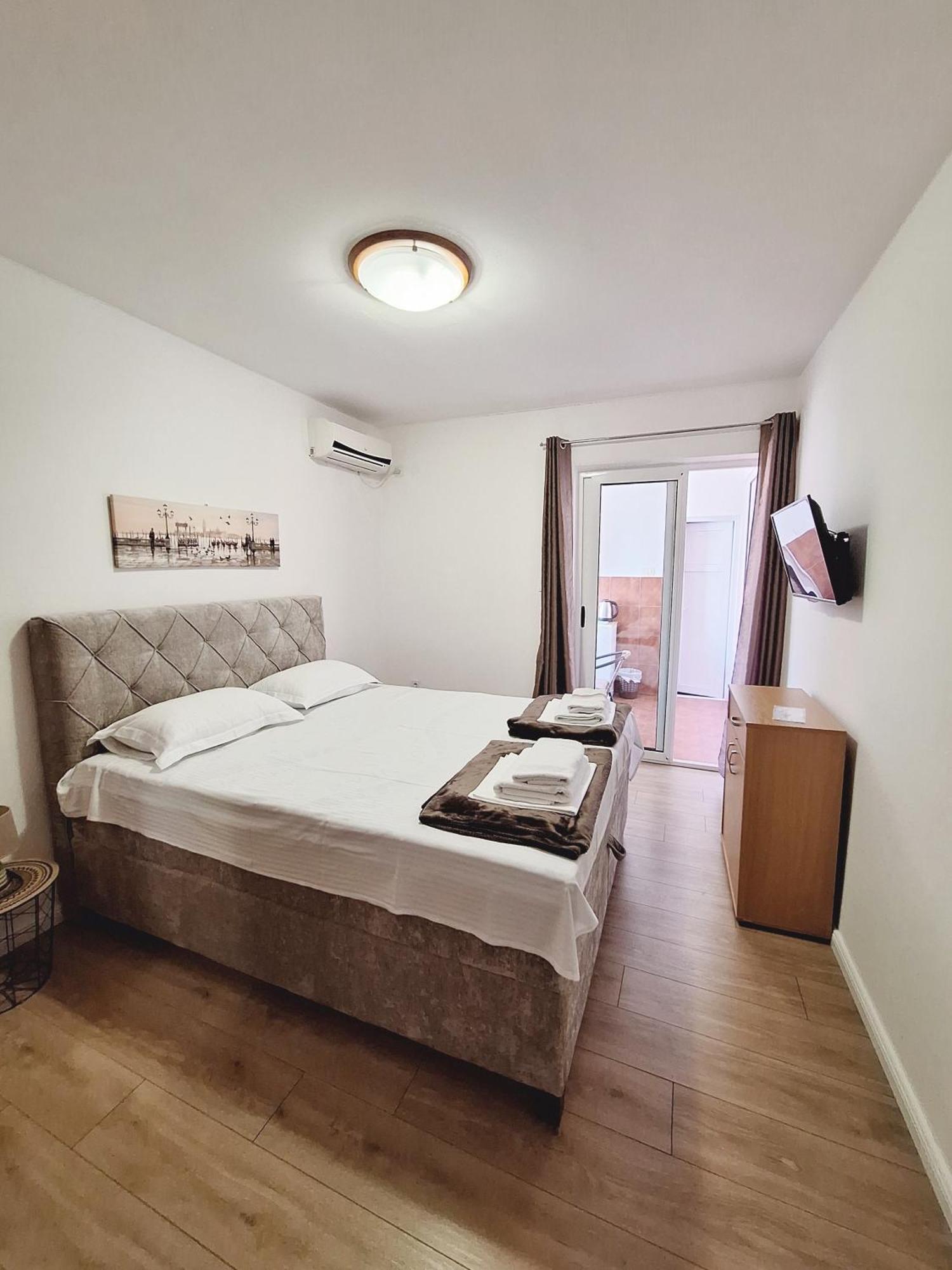 Apartmani Hortenzija بودفا المظهر الخارجي الصورة